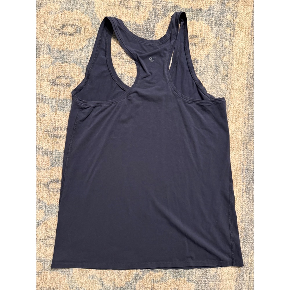 Lululemon Tank Top Navy Size 8 Great Condition‎ - Picture 2 of 3